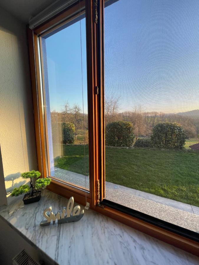 Im Grünen - Ferienwohnung mit privatem Garten, Terrasse, Spielplatz&schöner Aussicht Weilheim Exterior foto