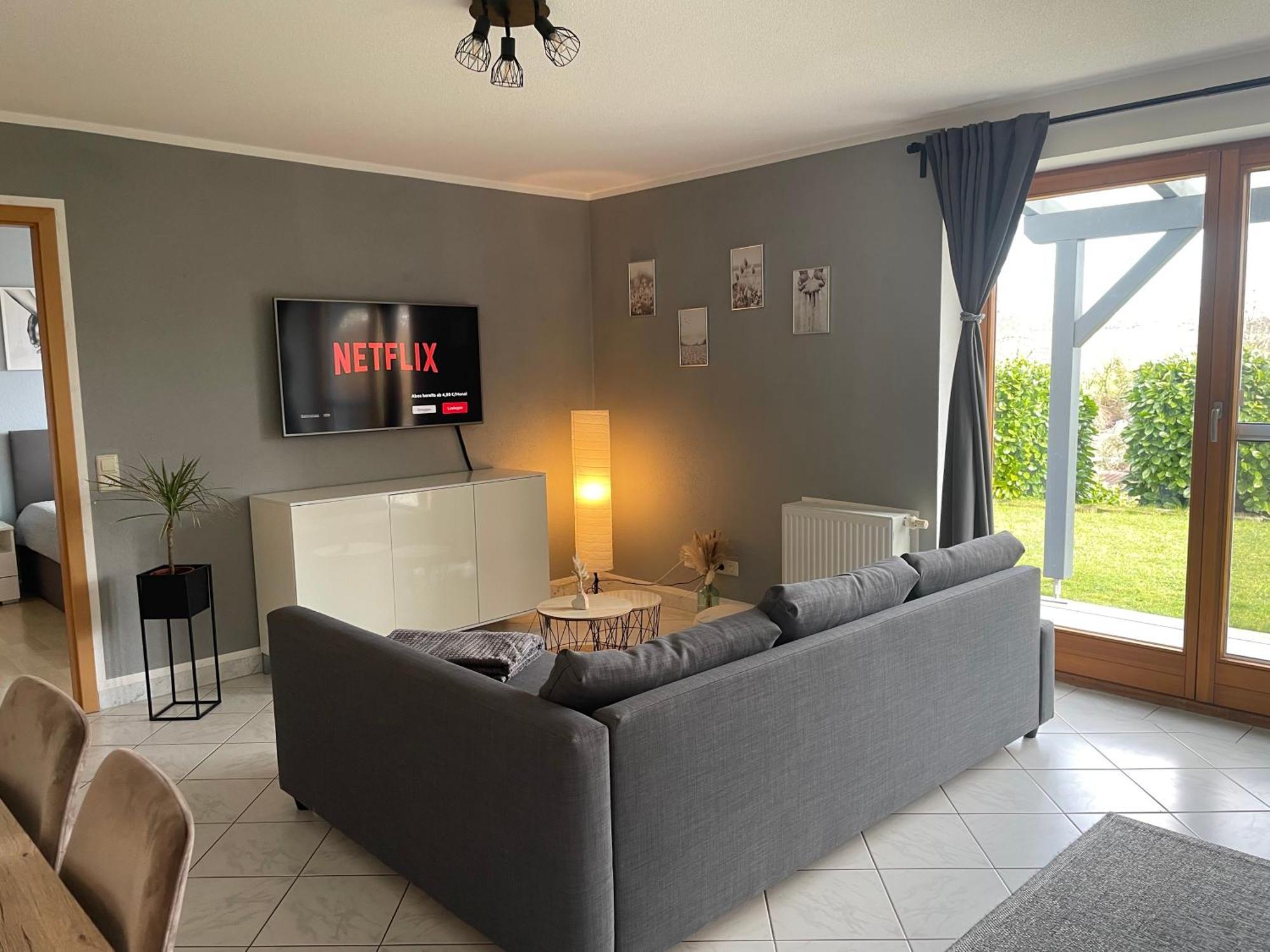 Im Grünen - Ferienwohnung mit privatem Garten, Terrasse, Spielplatz&schöner Aussicht Weilheim Exterior foto